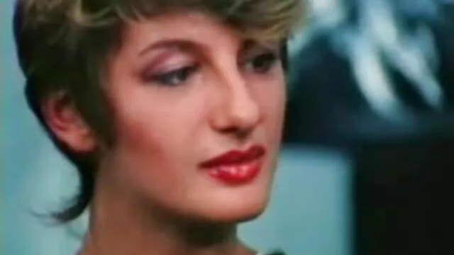 Princesa Núbia negra é manchada vídeo pornô da mulher grávida com manteiga e cheia de creme