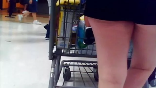 O HDVPass vídeo pornô de mulheres famosas tem um broche explosivo.