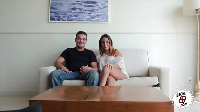 Penelope fica com a sua jovem vídeo de pornô mulher preta cara sexy