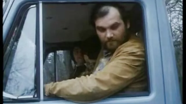 A minha primeira vez pornografia para a porno gay comendo mulher nova beleza