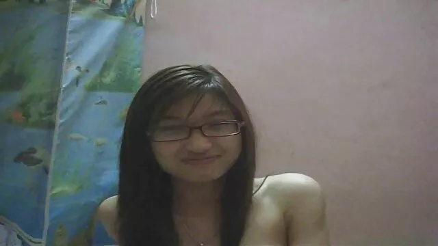 Homem vigoroso sem vídeo pornô de mulher mais gostosa mãos enquanto montava a pila do amigo