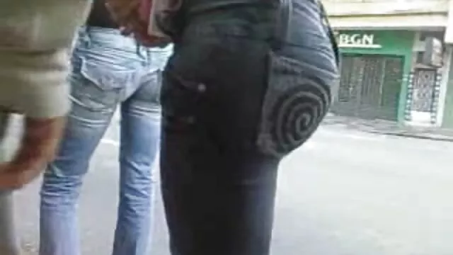 Texas Cougar vídeo pornô mulher mais velha Deauxma e Ashlee Chambers a foderem com uma grande pila preta!