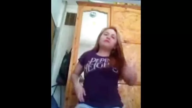 Uma vídeo pornô mulheres com cavalo asiática Sexy com dedos e fodida por alguns homens