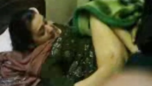 Xemale com Pila vídeo de pornô de mulher transando com homem grande