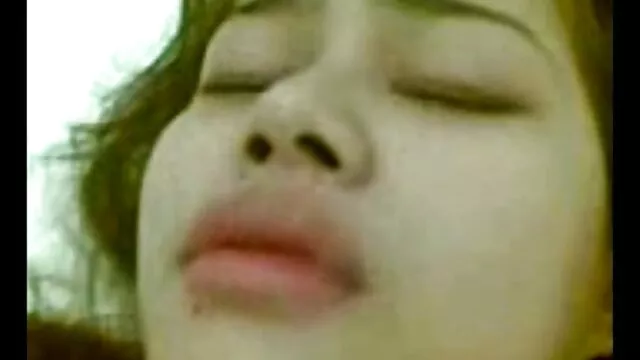 Yummy Yong Asian vídeo pornô só de mulher pelada girl