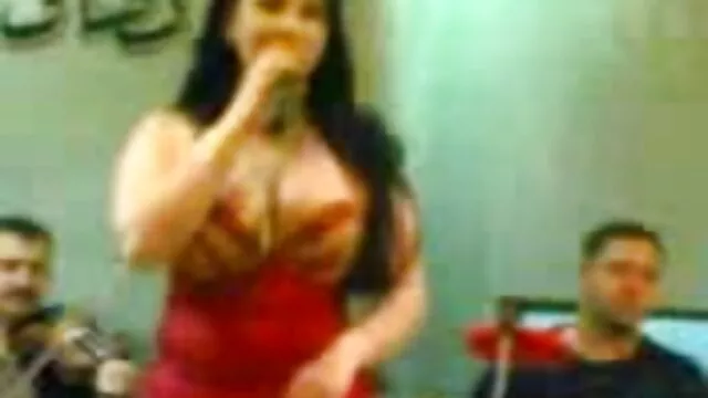 Dois sexo anal musculado na floresta vídeo pornô caseiro mulher traindo marido